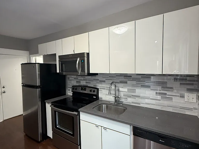 197-199 Wooster St #B — Photo 2