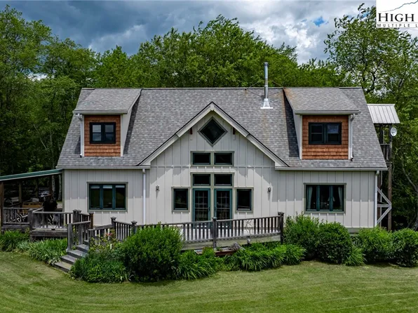 661 Gem Stream Road, Elk Creek, VA 24326