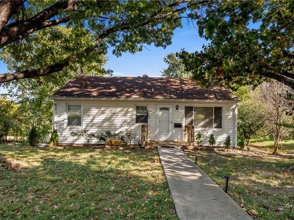 3109 S 8th Ter, Kansas City, KS 66103