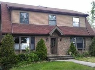 67 S Goff Ave, Staten Island, NY 10309