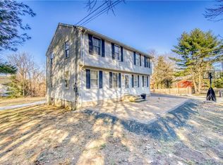 504 Saybrook Rd, Haddam, CT 06438