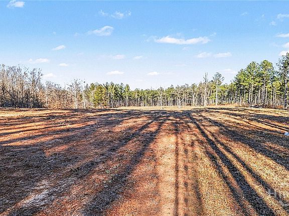 3rd image of 2285 Cherokee Road