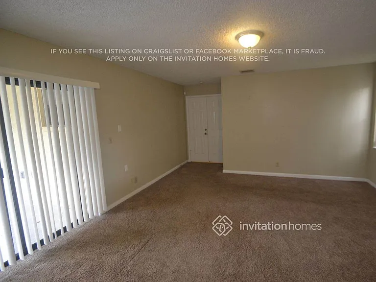 5016 NW 66th Dr — Photo 10