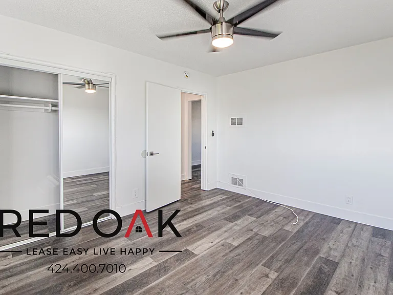 901 Centinela Ave #3 — Photo 8