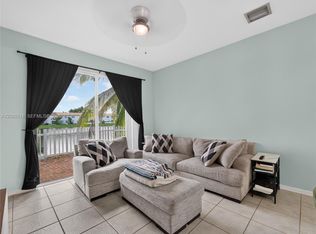 1030 NE 42nd Ter, Homestead, FL 33033