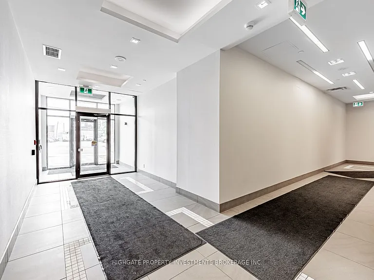 16 McAdam Ave #306 — Photo 24