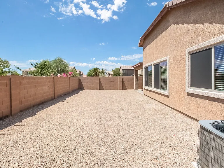 25549 W Winslow Ave — Photo 15