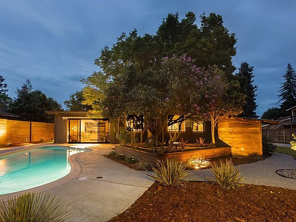 2nd image of 1123 Massa Drive