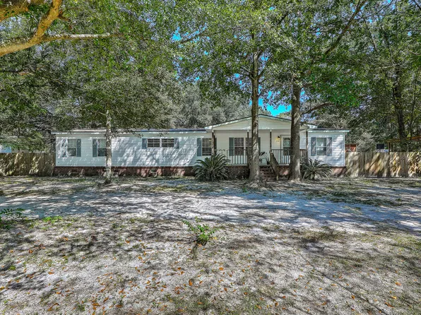 510 Midway Ct, Moncks Corner, SC 29461