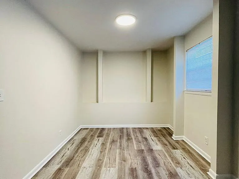 860 Monroe Dr NE #5 — Photo 4