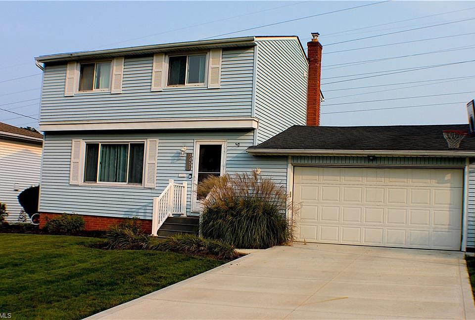 1st image of 7451 Meadow Ln