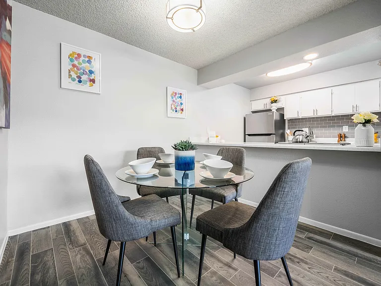 Peoria Grand Apartments — Photo 4