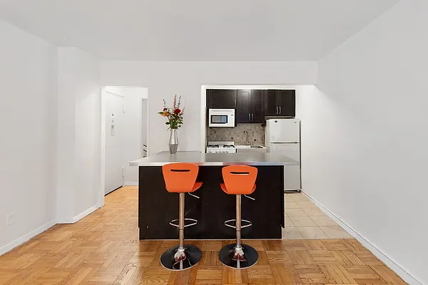 Sold by Compass | media 5