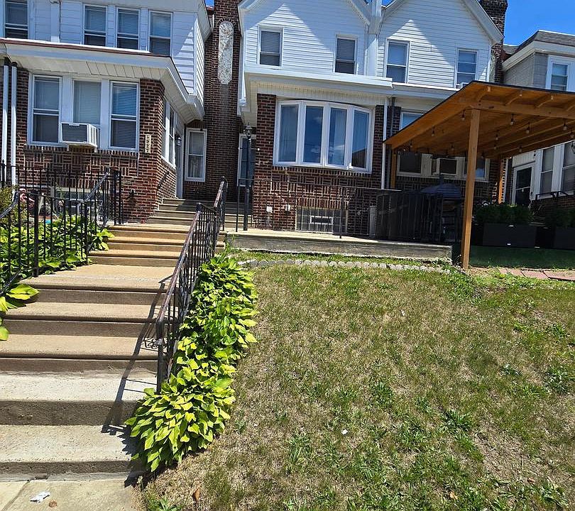 1st image of 5925 Reach St
