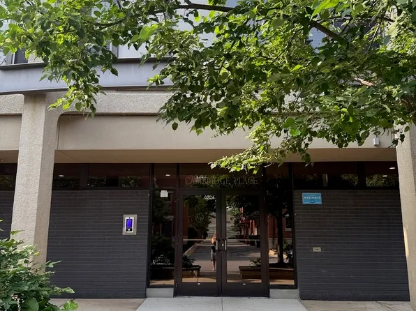 345 E Eastgate Pl APT 505, Chicago, IL 60616