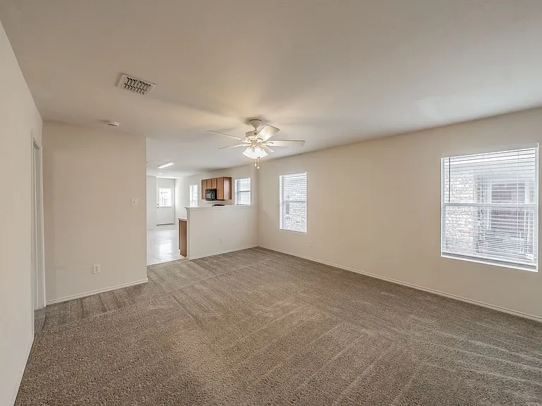 8864 Valley River Dr — Photo 29