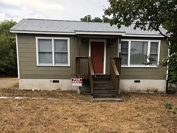 Street view, front house