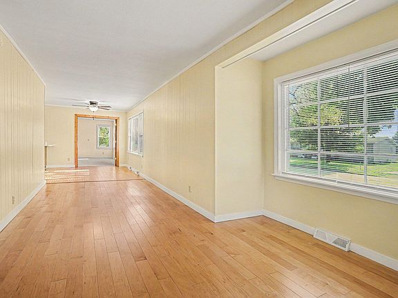 5th image of 87 Avery Dr