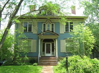 9 Kenwood Pl, Wheeling, WV