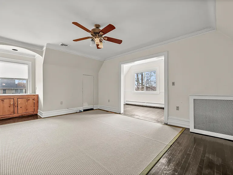 29 Chestnut Ave — Photo 8