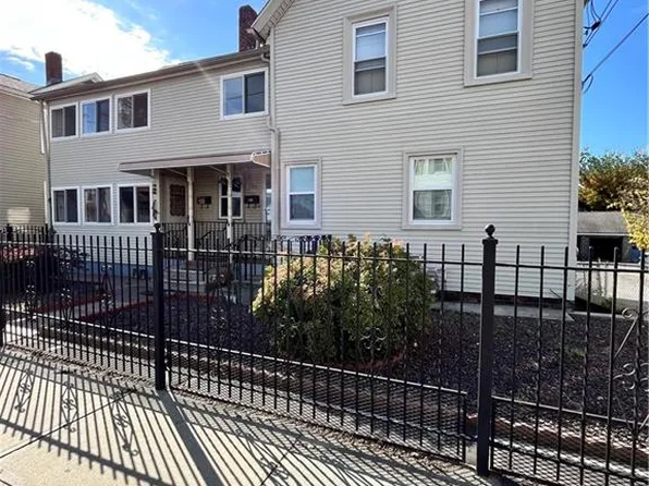 224 Washington St, Central Falls, RI 02863