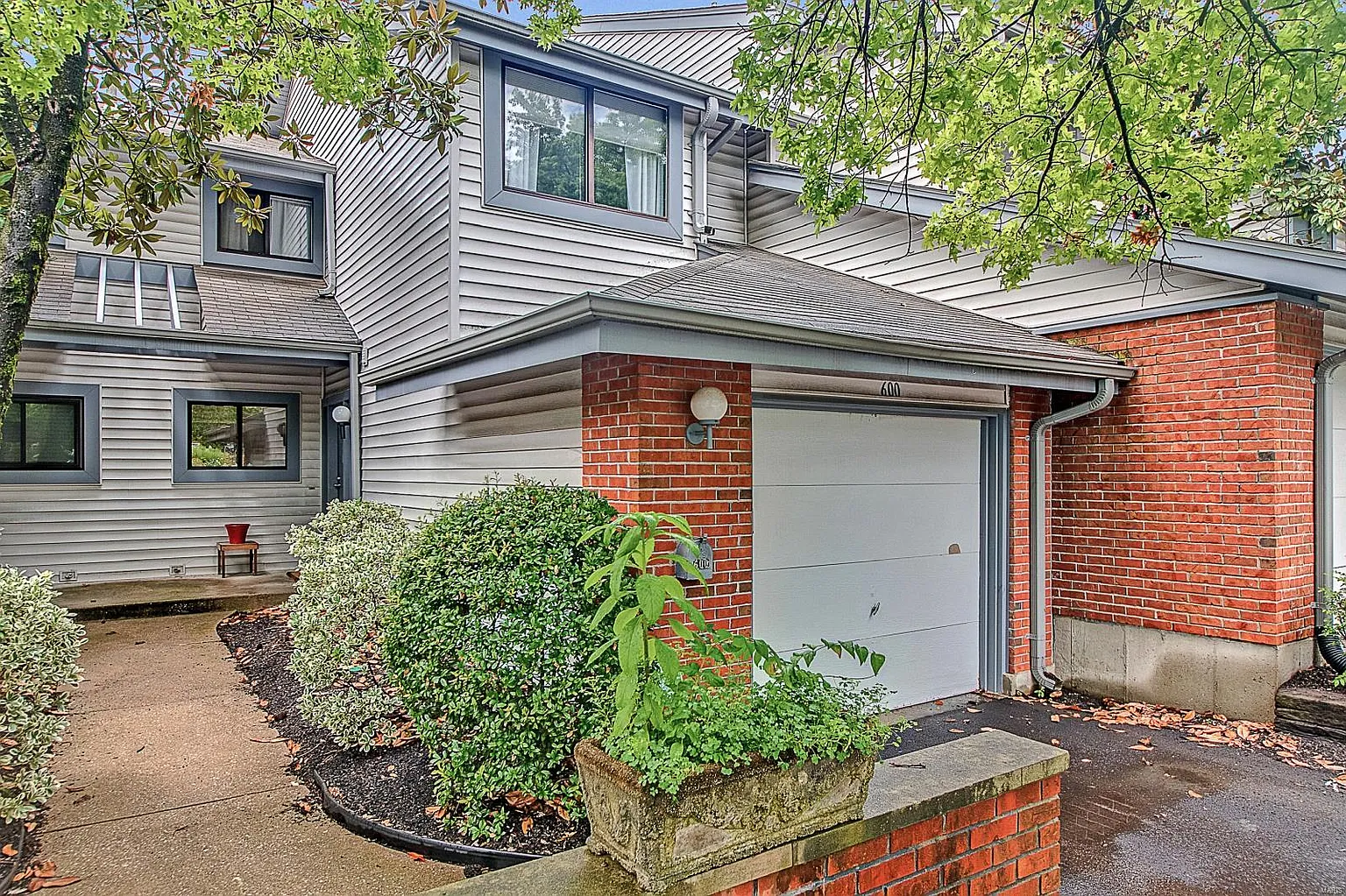 600 Painted Vista Dr photo 1