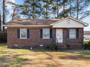 214 Moyton Ave, Stantonsburg, NC 27883