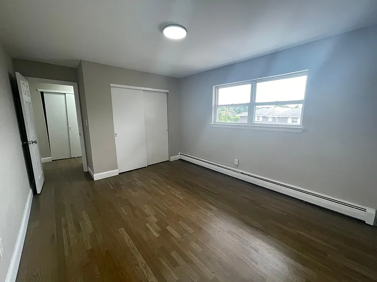 17 Walnut St — Photo 7