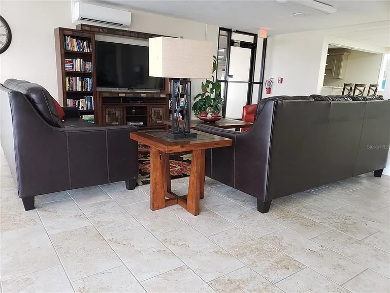 1270 Gulf Blvd #708 — Photo 36