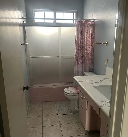 1001 Hammond St #5 — Photo 4