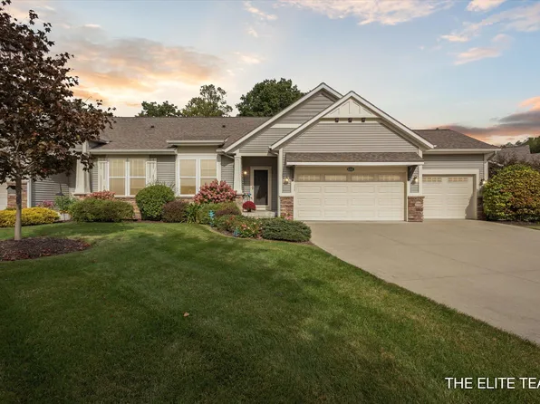 6215 Red Ash Ct SE #86, Caledonia, MI 49316