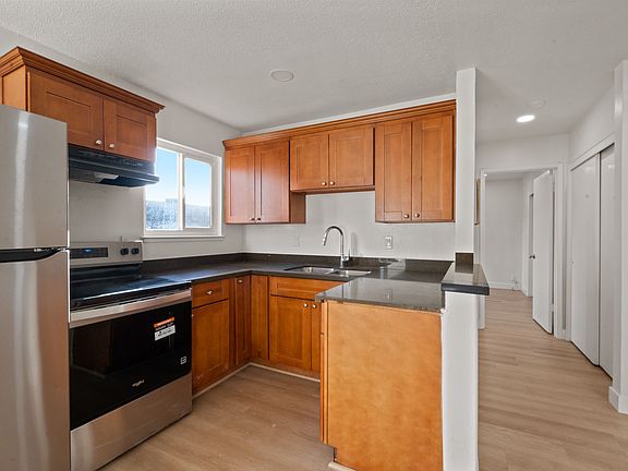 5th image of 775 E Duane Ave Unit A