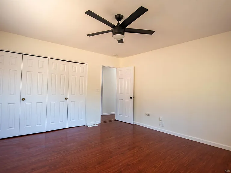 1319 Grand Ave — Photo 8