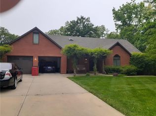3306 Tonya St, Grain Valley, MO 64029
