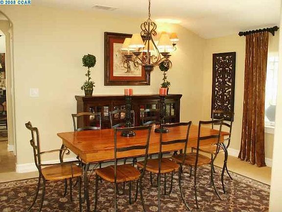5th image of 139 Vernal Dr