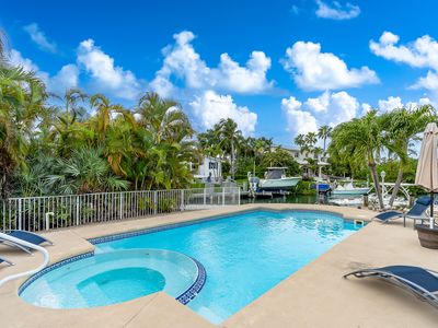 201 12th St, Key Colony Beach, FL, 33051