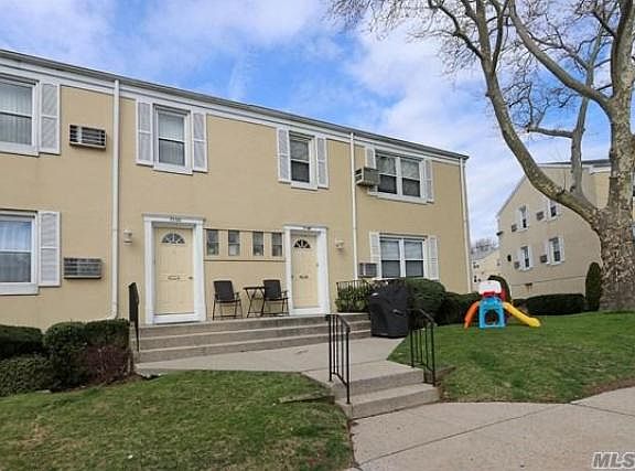 2nd image of 7148 252nd St