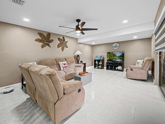 4th image of 747 NW 30th Avenue #D
