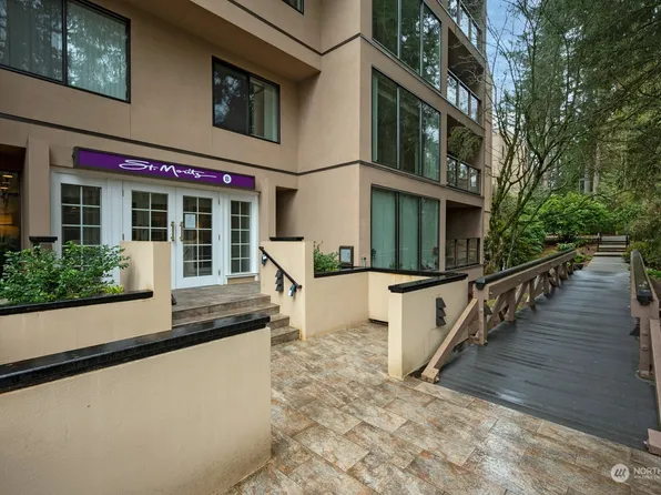 15512 Country Club Drive #PH1, Mill Creek, WA 98012
