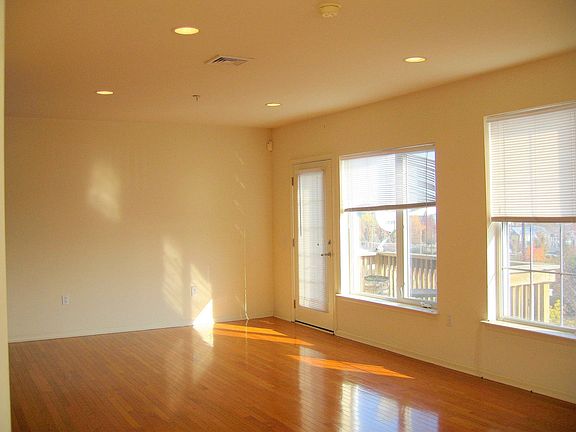 Living Area/Door to Deck