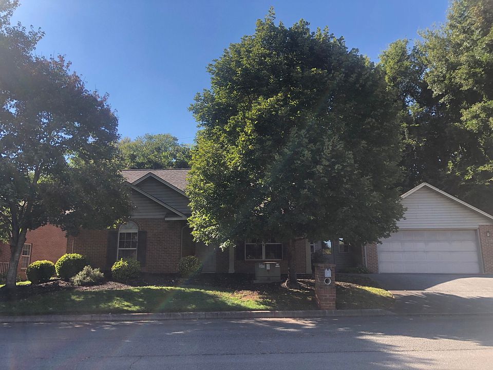 1st image of 150 Manchester Dr