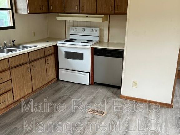 4th image of 799 Stillwater Ave Lot 14