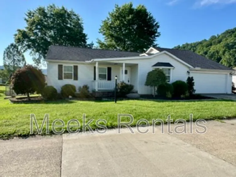 10 Hawthorne St — Photo 1
