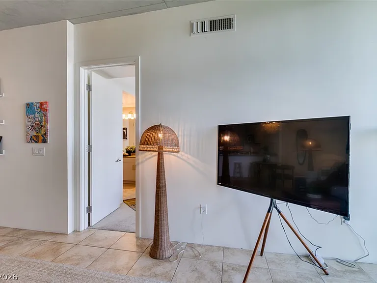 353 Bonneville Ave #343 — Photo 15