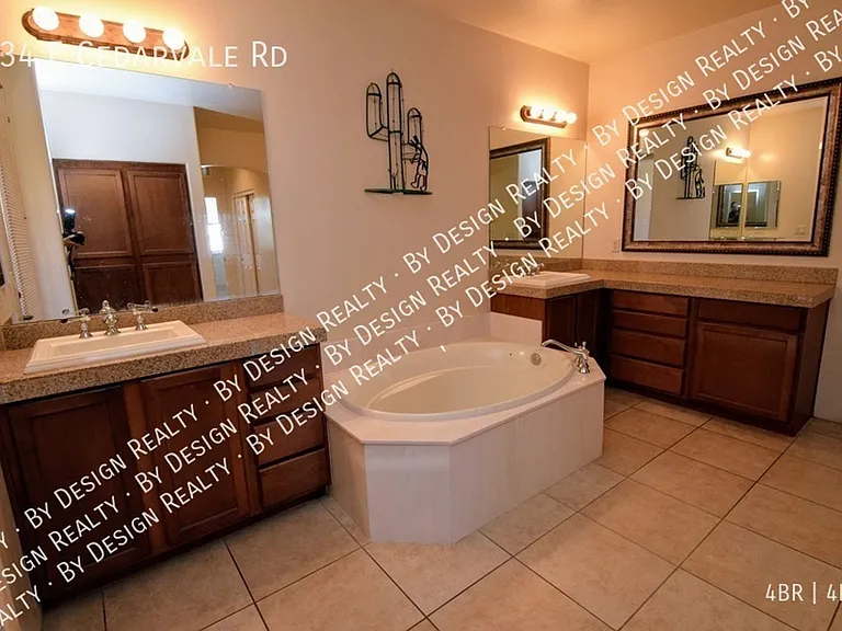 334 E Cedarvale Rd — Photo 26