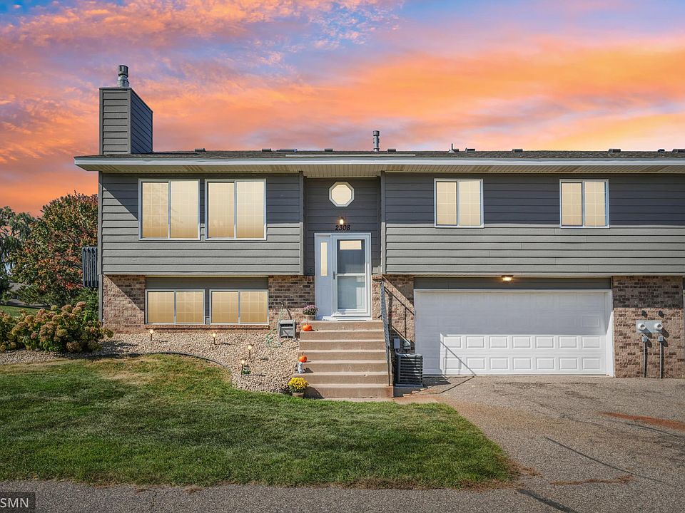 1st image of 2308 Pond Ave E