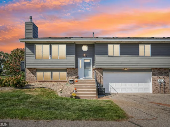 2308 Pond Ave E, Maplewood, MN 55119
