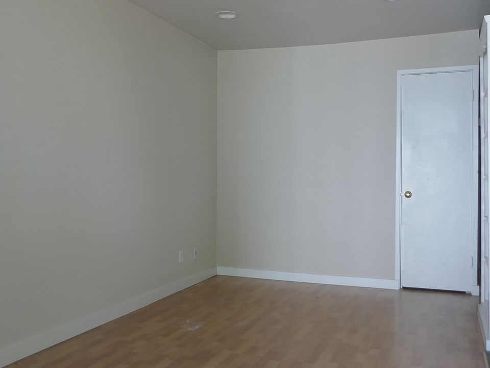 living room from entry door