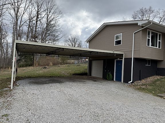 2nd image of 295 Acorn Hill Dr