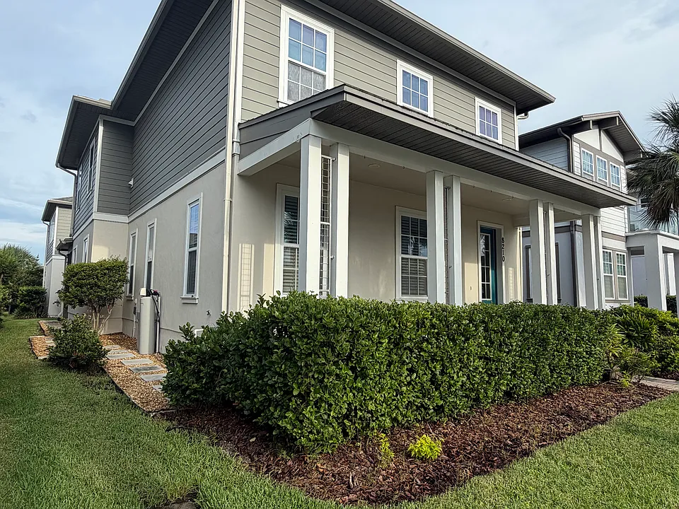 8210 Nemours Pkwy